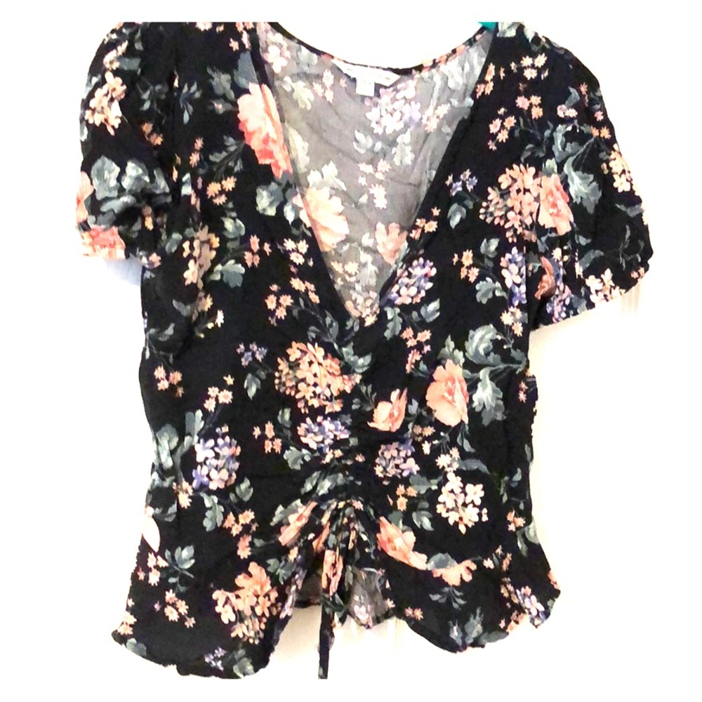 American Eagle floral crop top! EUC